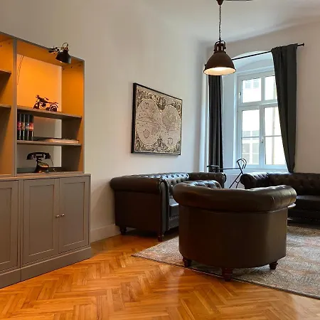 Industrial Schlossberg Apartment *