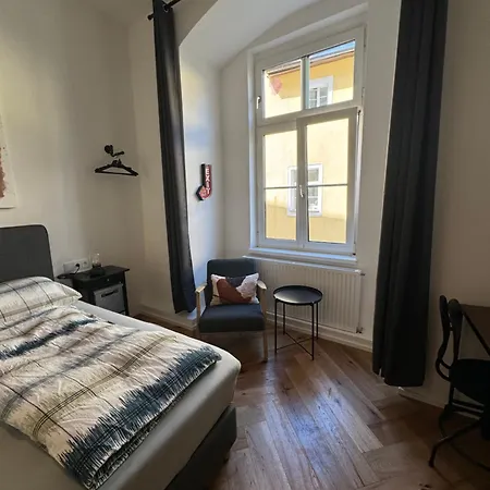 Apartment Industrial Schlossberg Linz